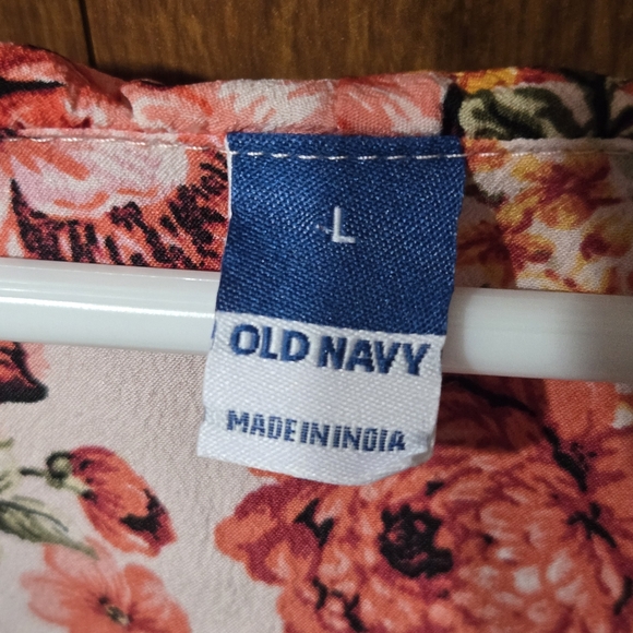 Old Navy Floral Ruffle Blouse - Picture 3 of 5